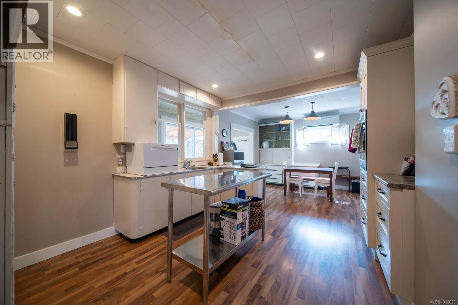 9387 Chemainus Rd