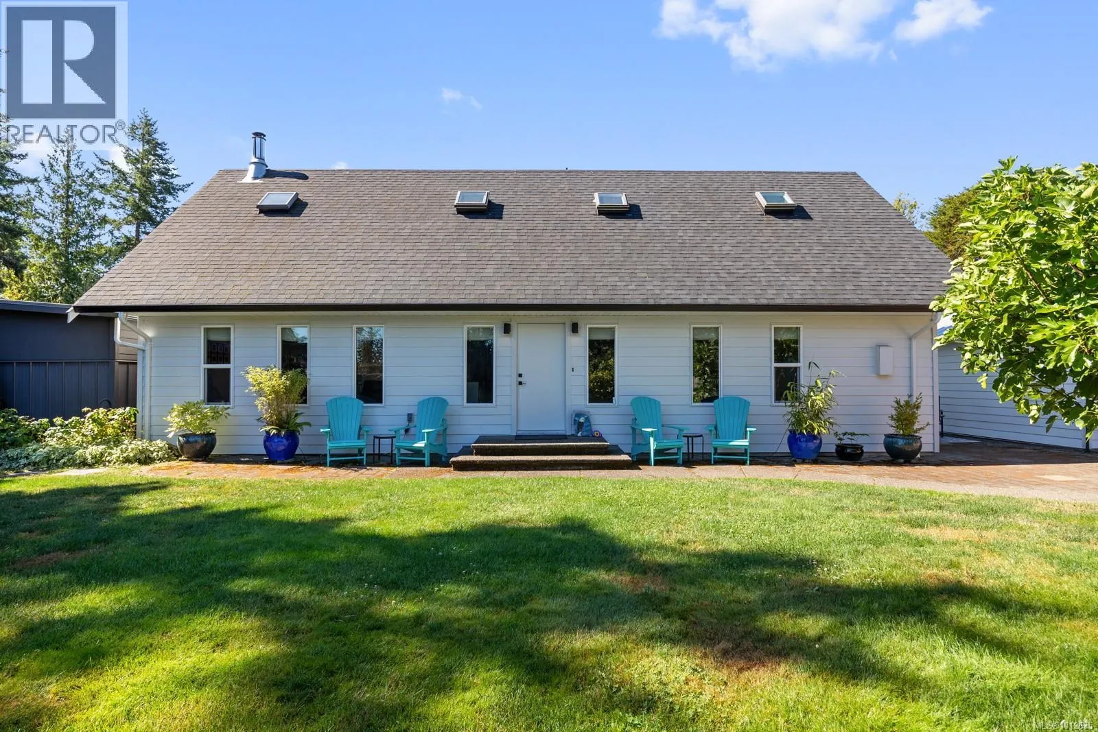 1669 Cottonwood Lane