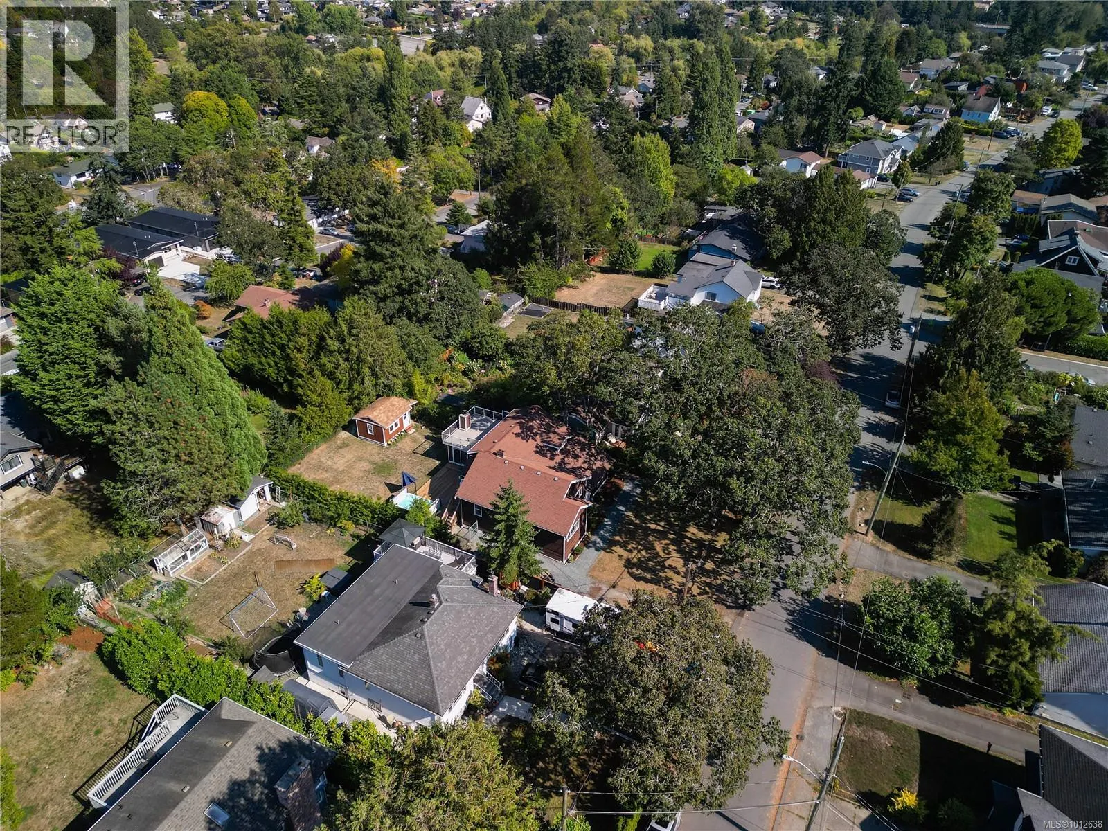 970 Jasmine Ave