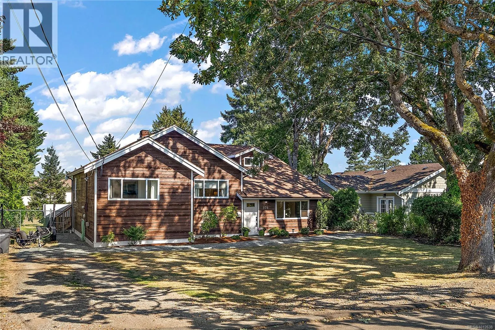 970 Jasmine Ave