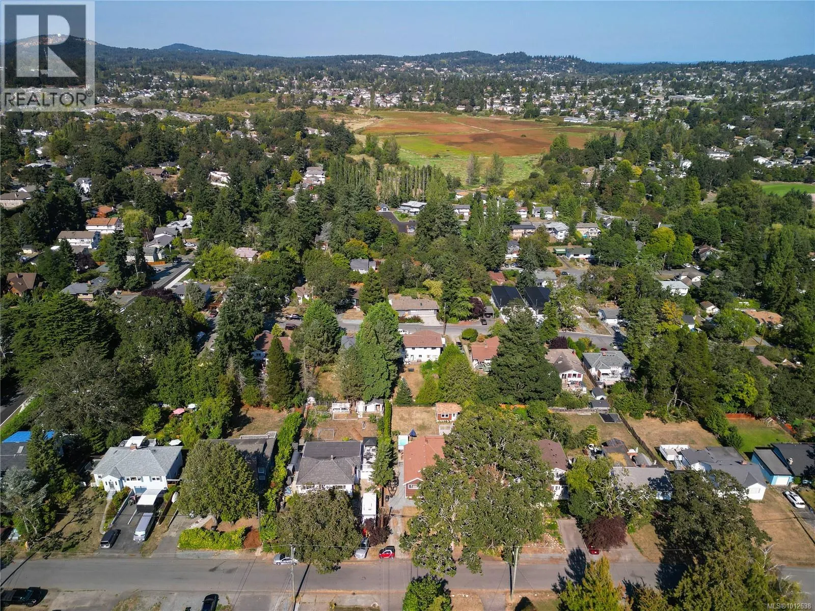 970 Jasmine Ave