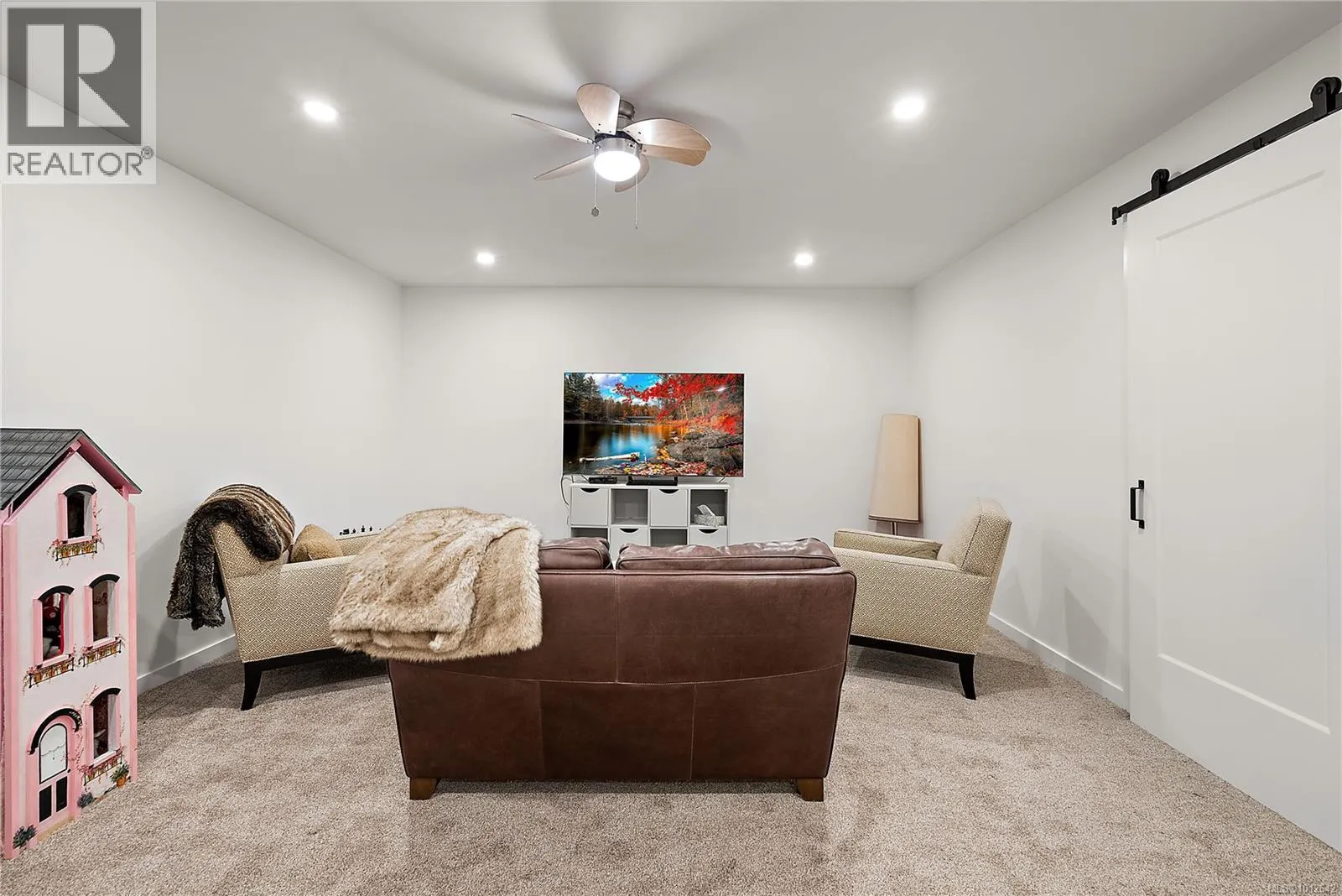 3417 Resolution Way