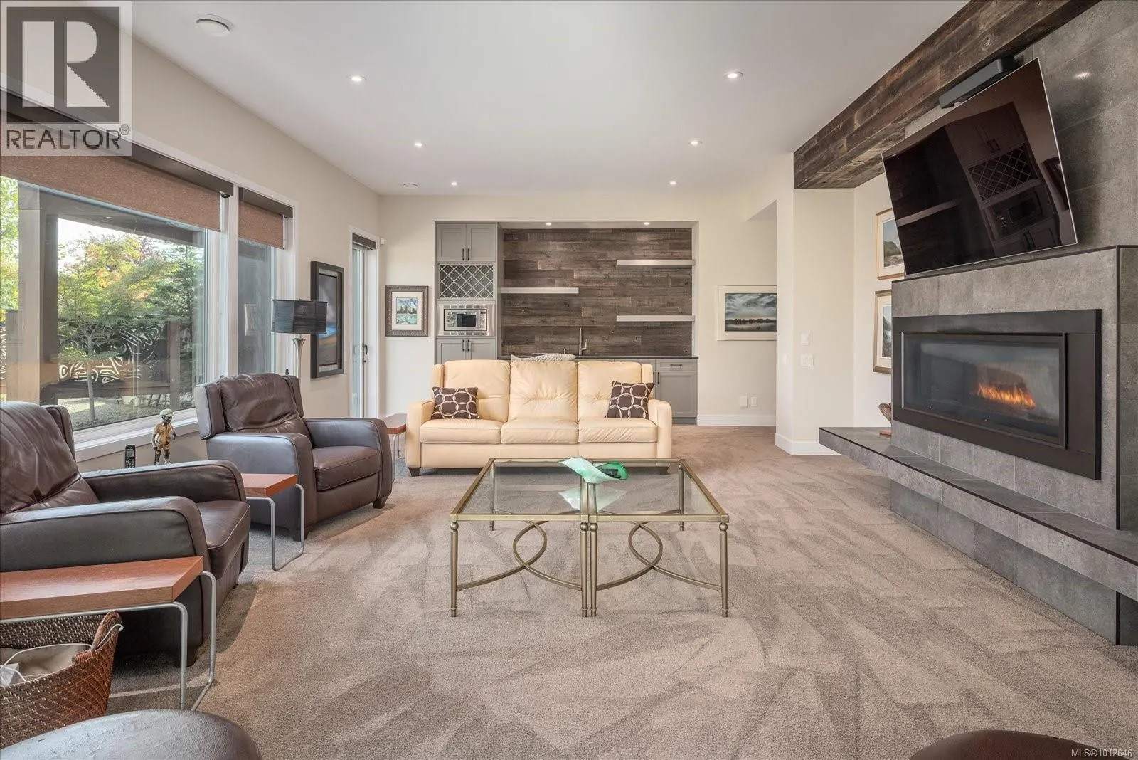 2441 Andover Rd