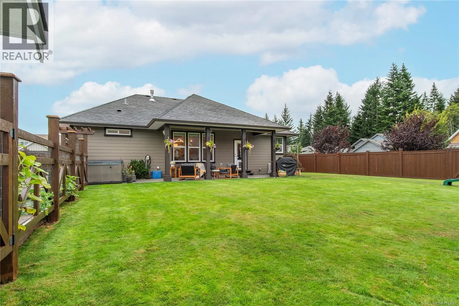 391 Serenity Dr