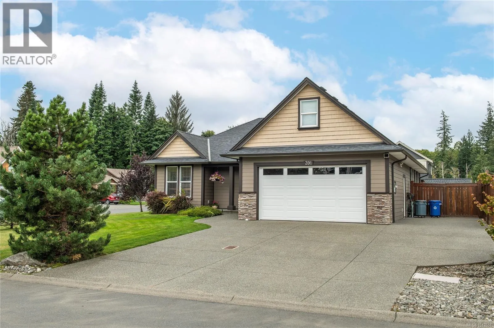 391 Serenity Dr