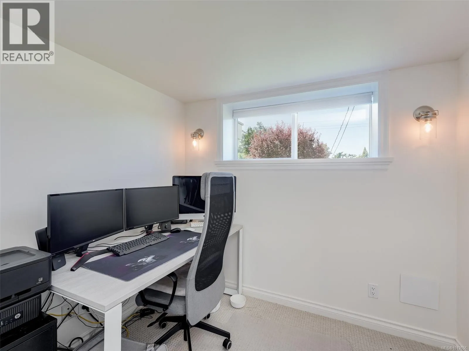 354 Gorge Rd W
