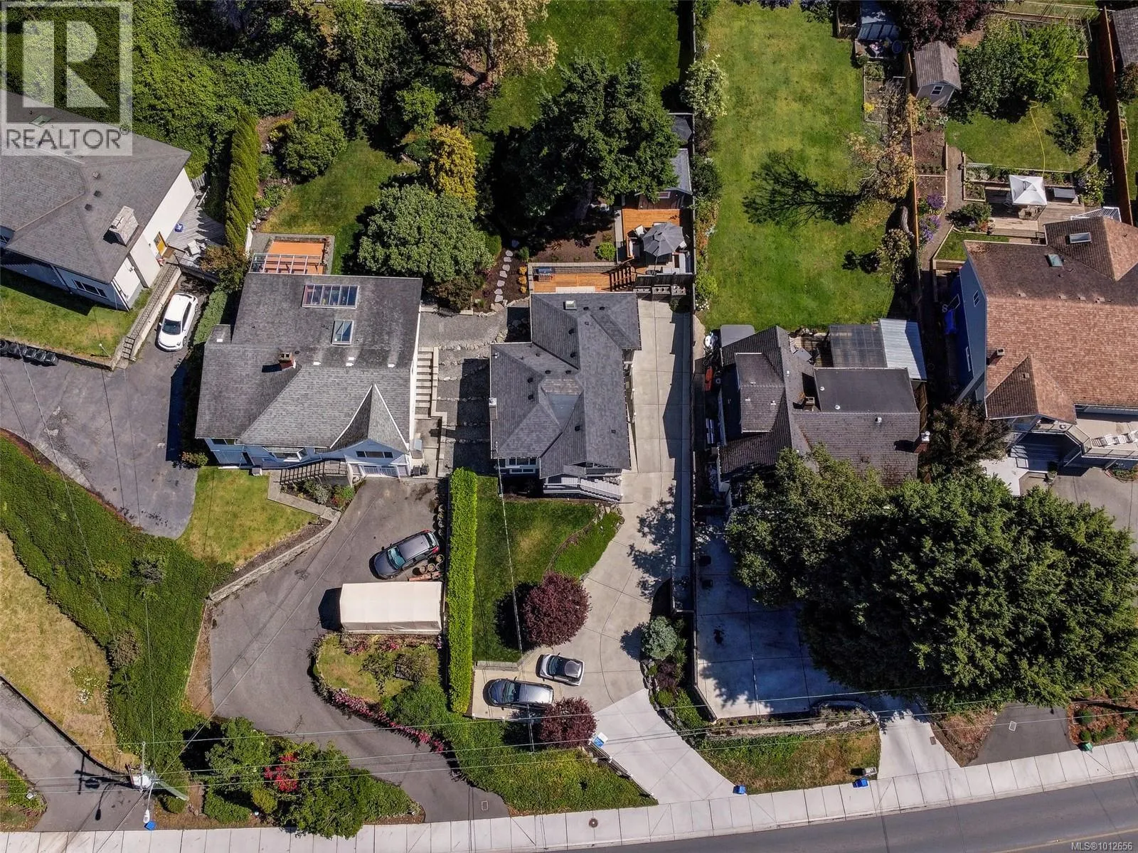 354 Gorge Rd W