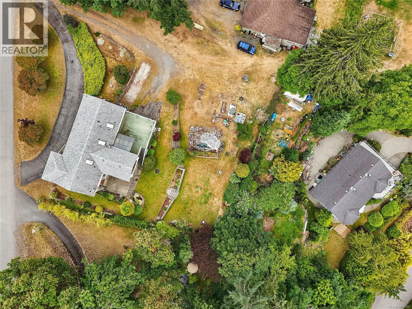 1125 Fairbanks Rd