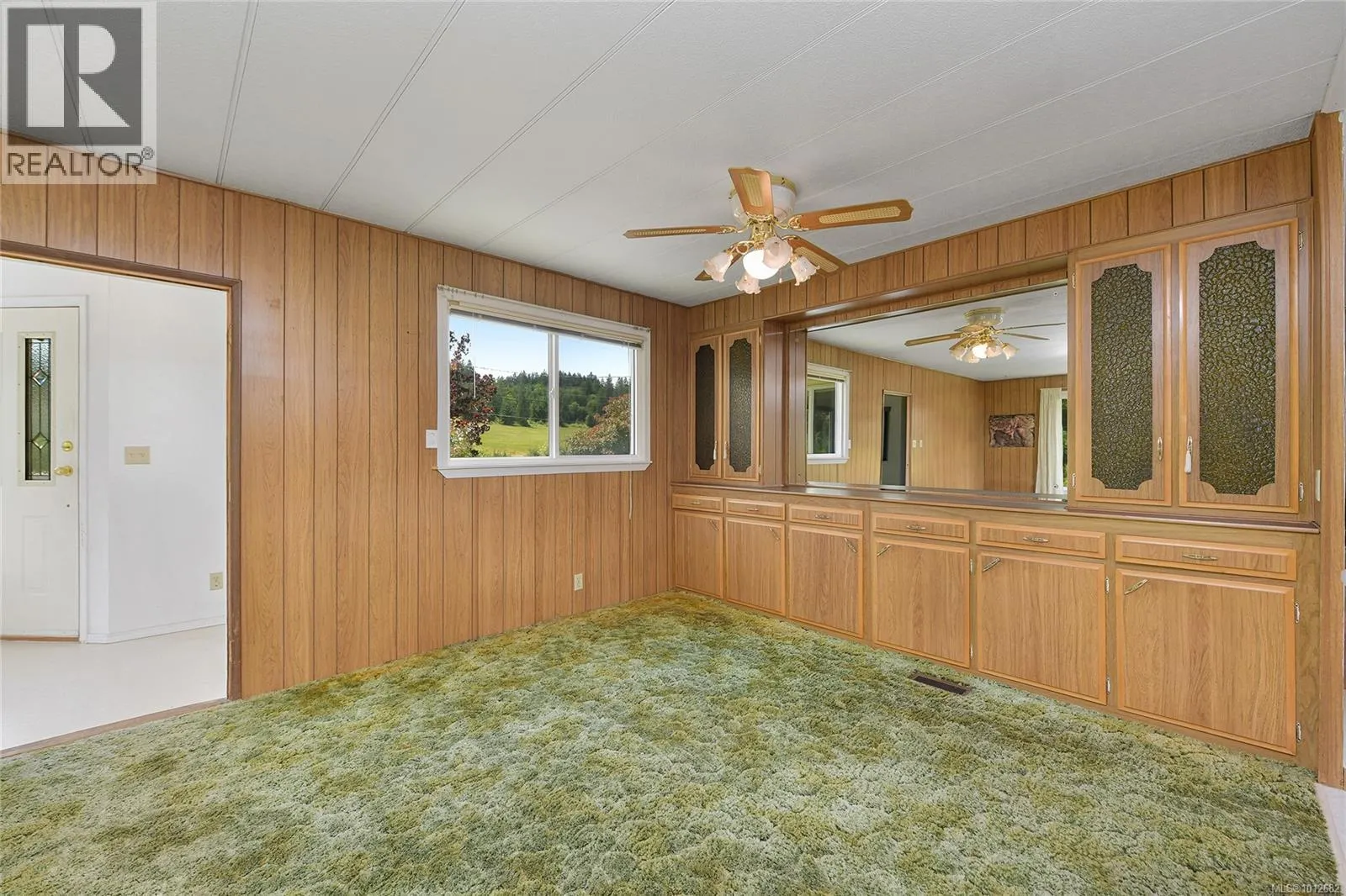 1125 Fairbanks Rd