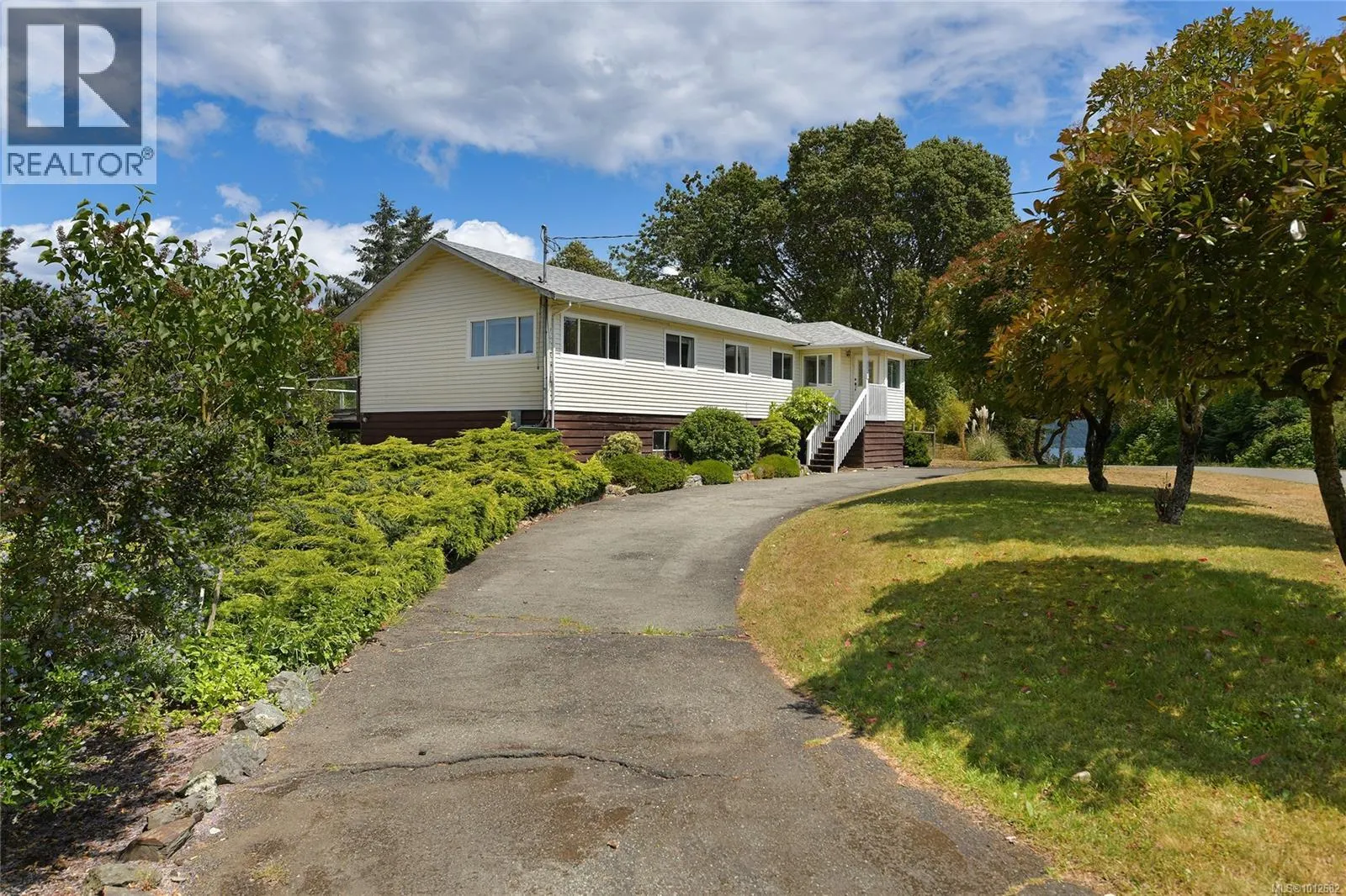 1125 Fairbanks Rd
