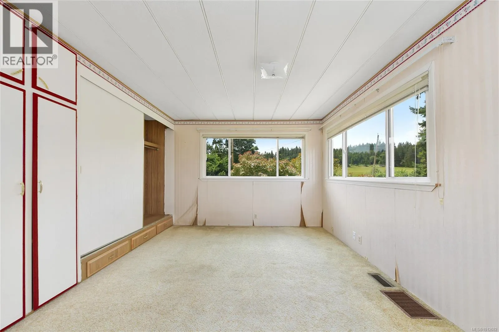 1125 Fairbanks Rd