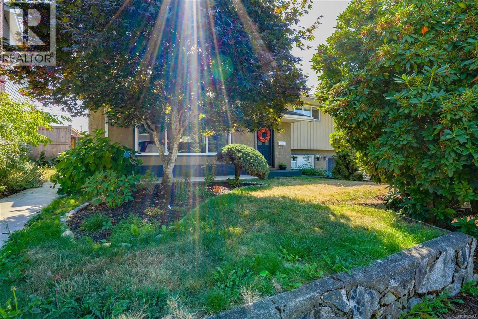 3934 Waterhouse St