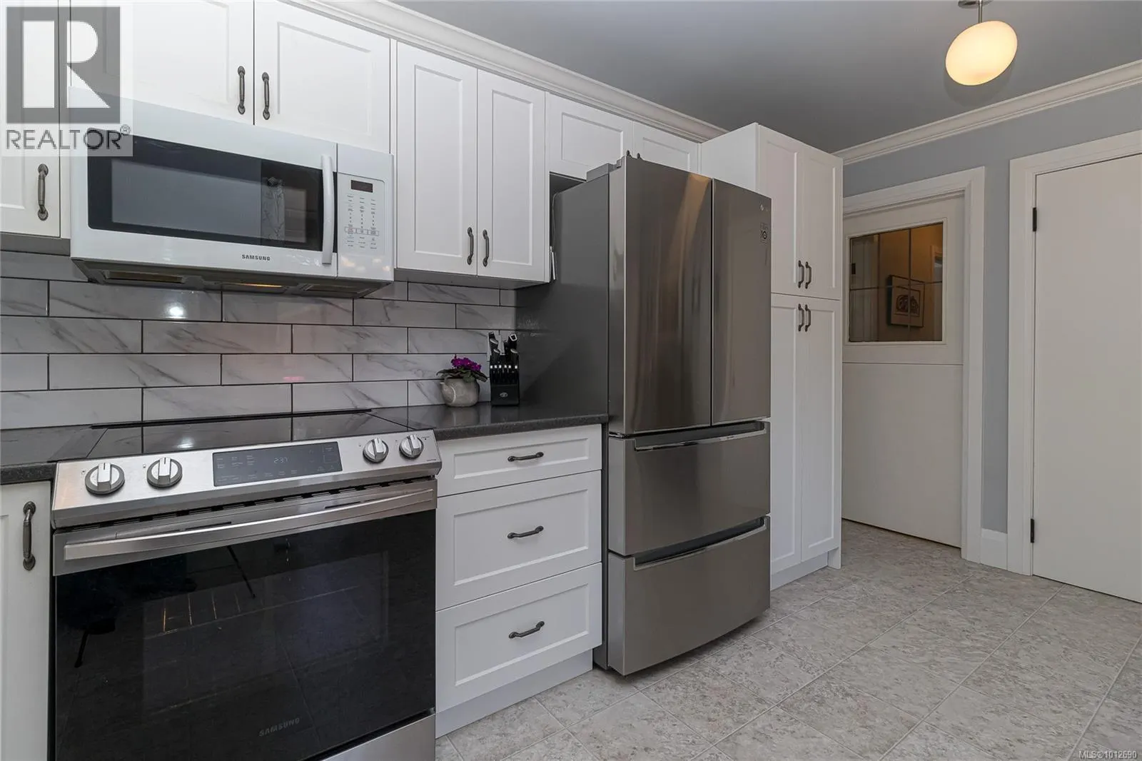 932 Tattersall Dr