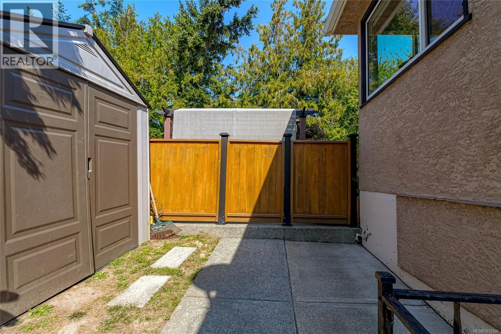 932 Tattersall Dr