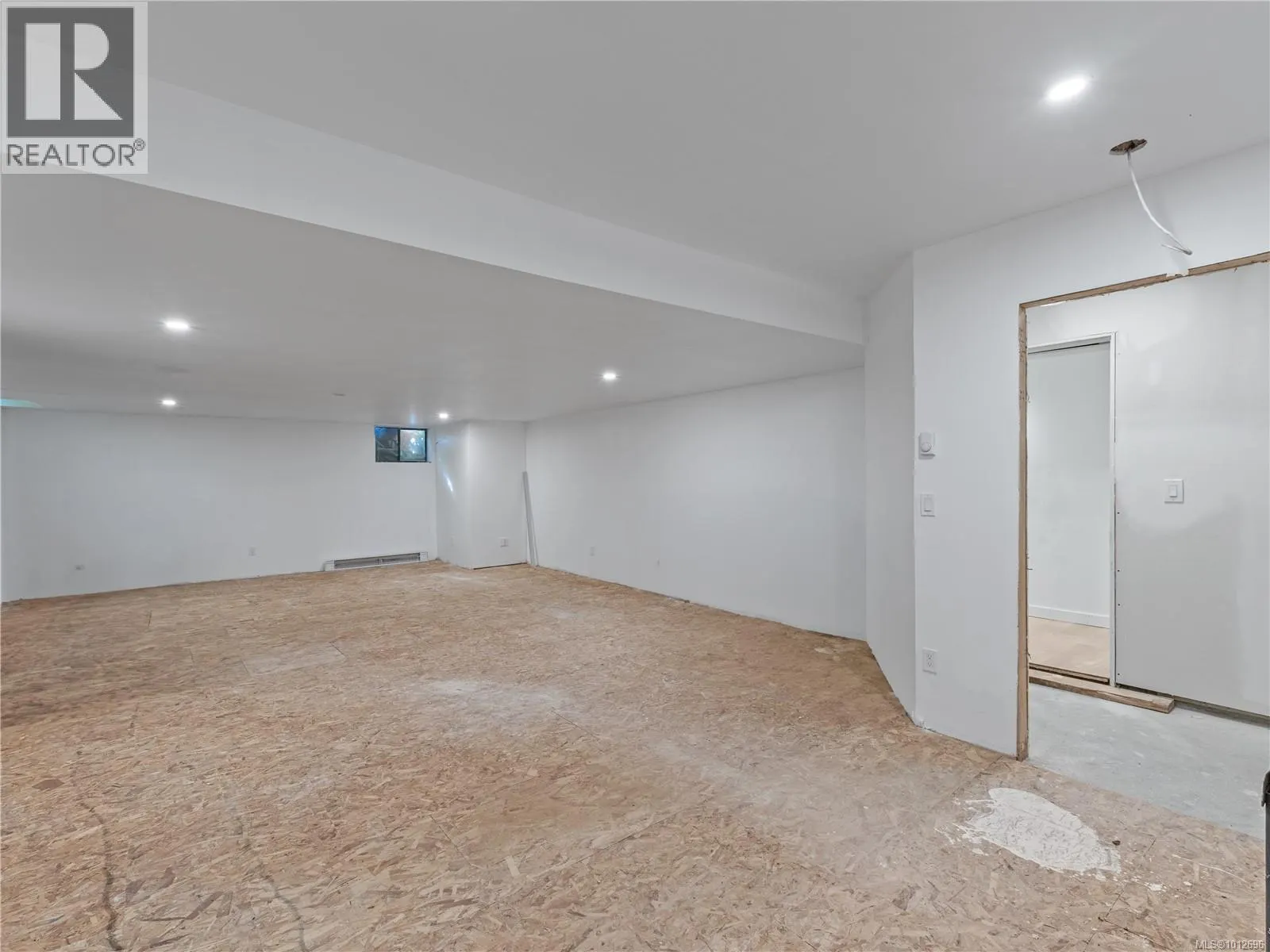 1546 Grandom Pl