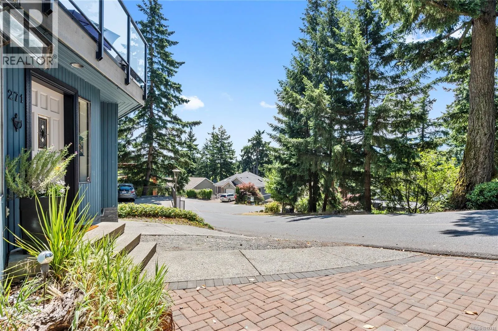 271 Woodhaven Dr