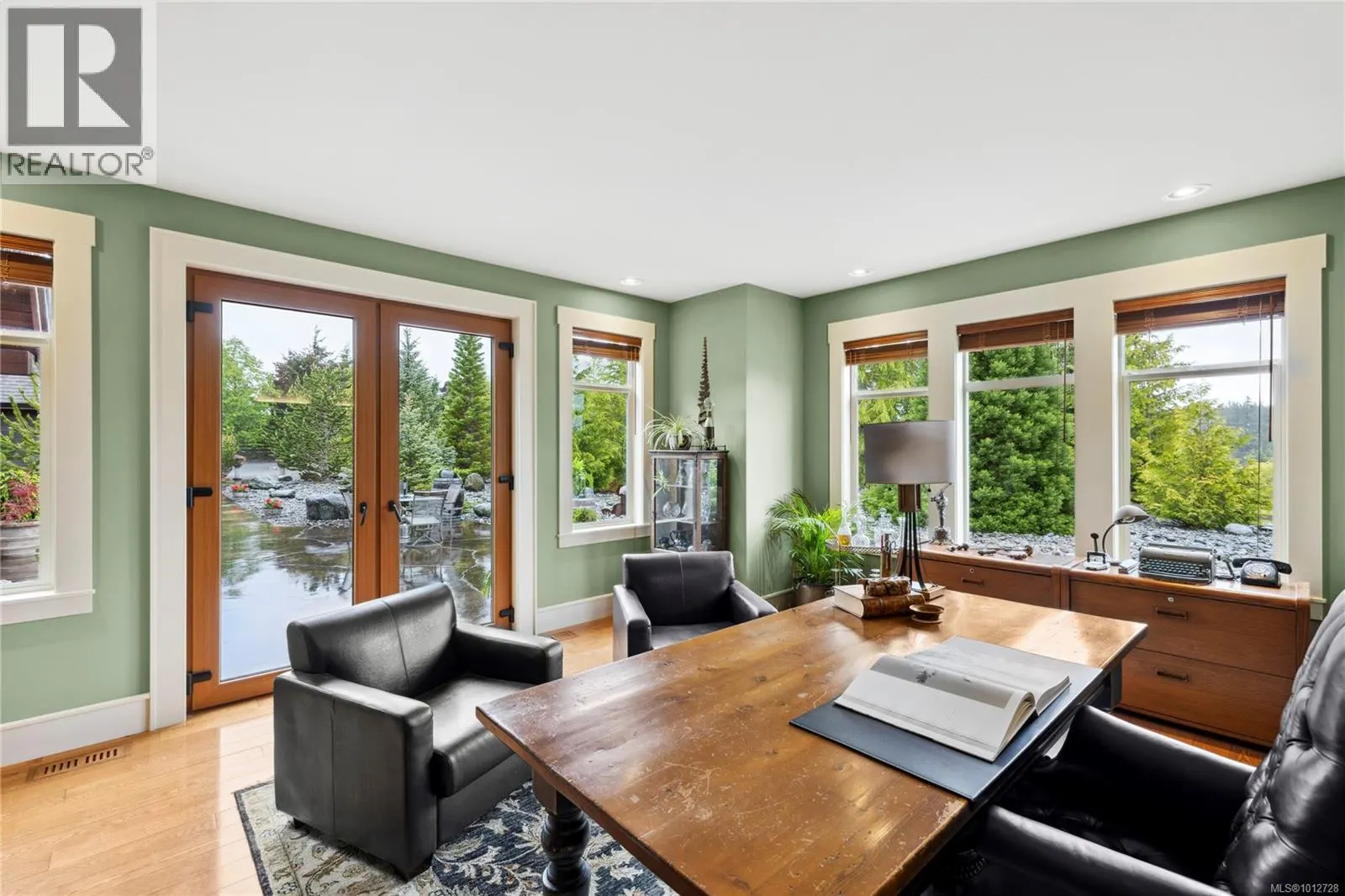 3237 Ridgeview Pl