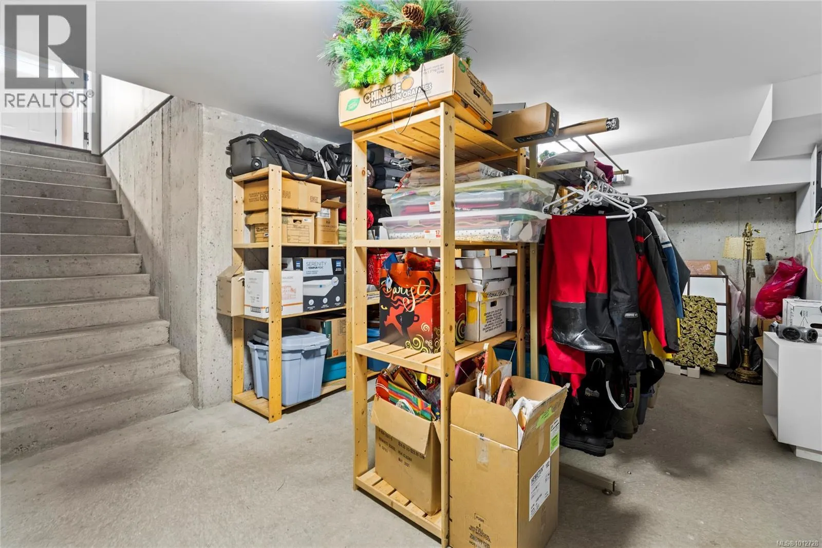 3237 Ridgeview Pl