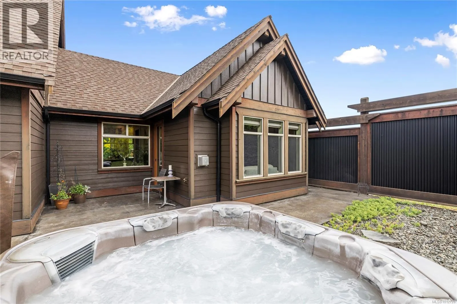 3237 Ridgeview Pl