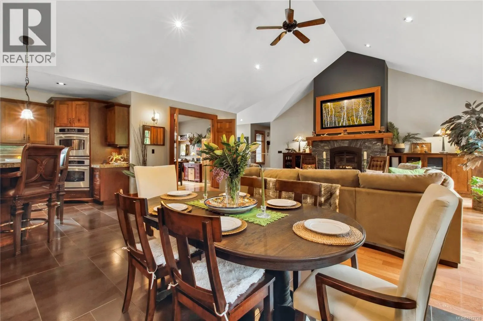 3237 Ridgeview Pl