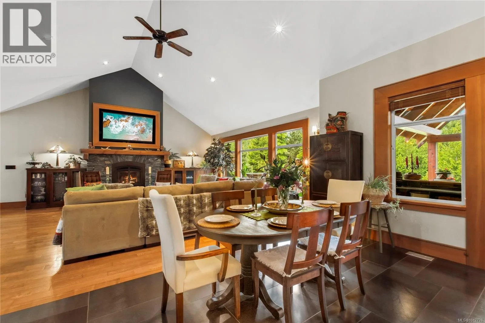 3237 Ridgeview Pl