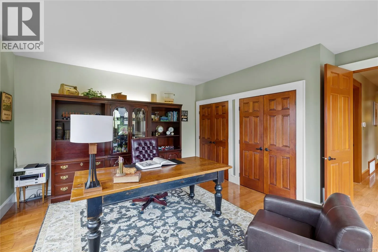 3237 Ridgeview Pl