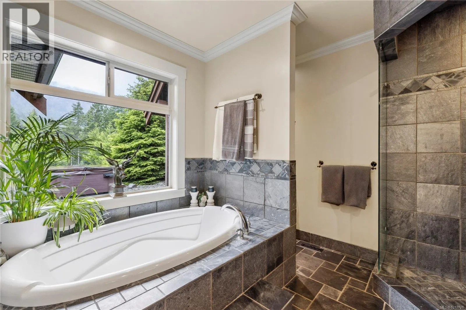 3237 Ridgeview Pl