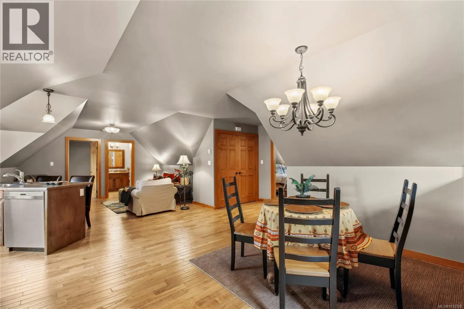 3237 Ridgeview Pl