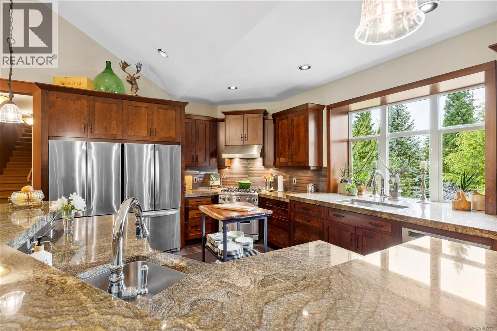 3237 Ridgeview Pl