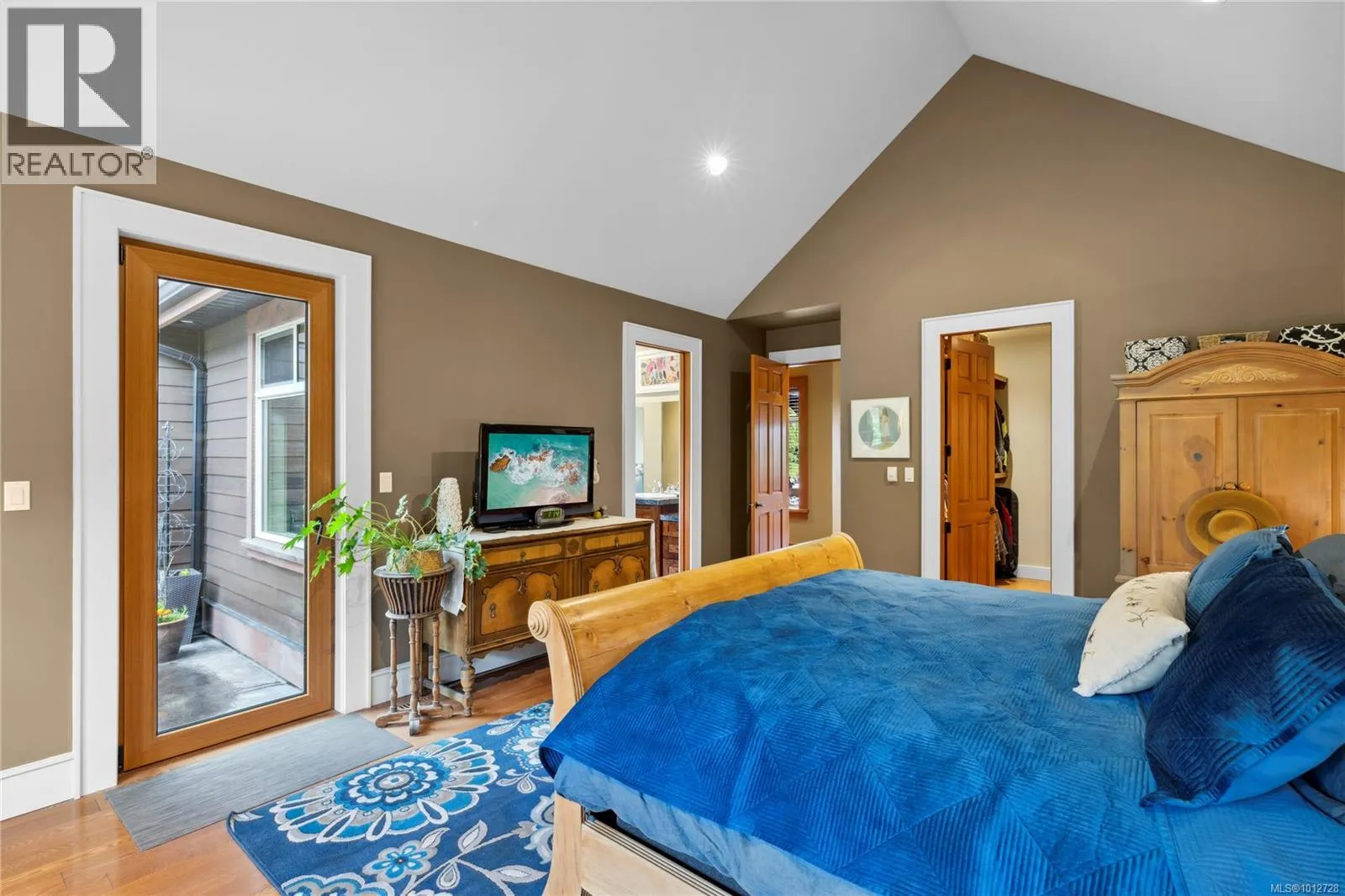 3237 Ridgeview Pl
