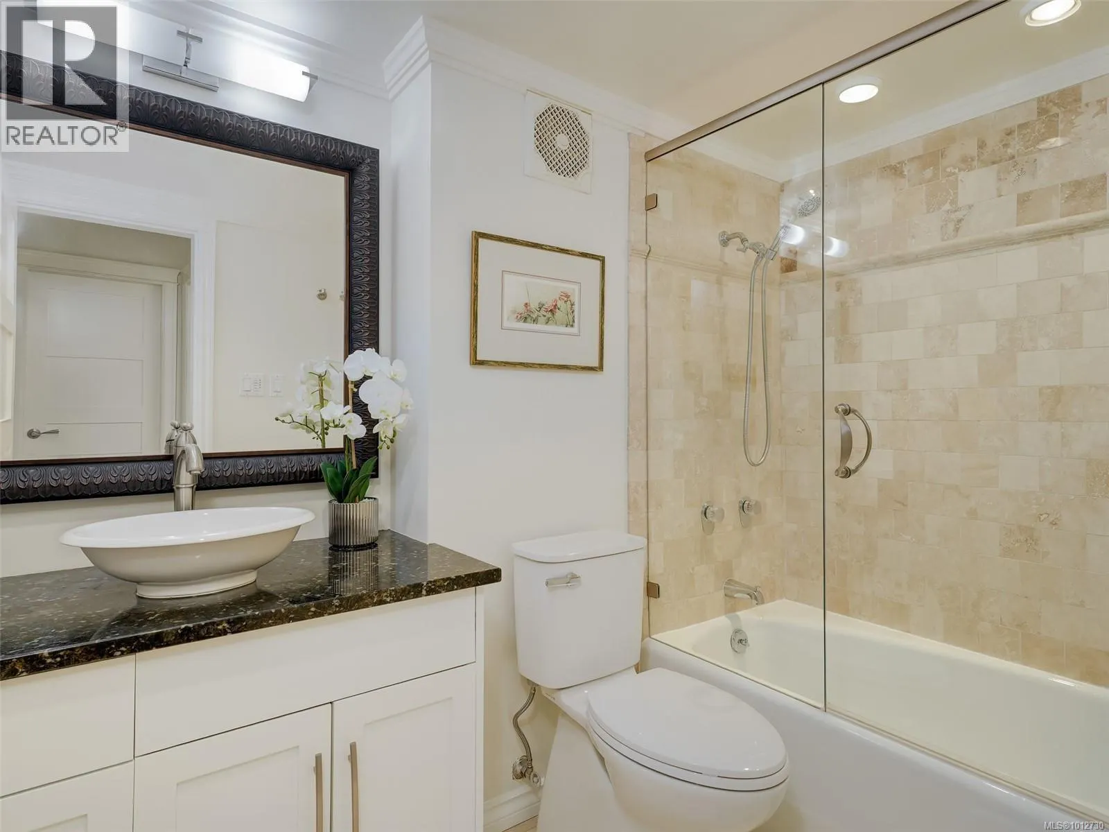 608 1159 Beach Dr