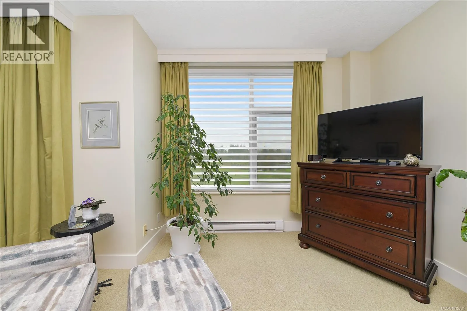 5336 Sayward Hill Cres