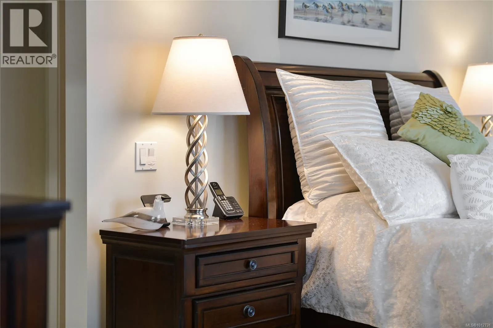 5336 Sayward Hill Cres