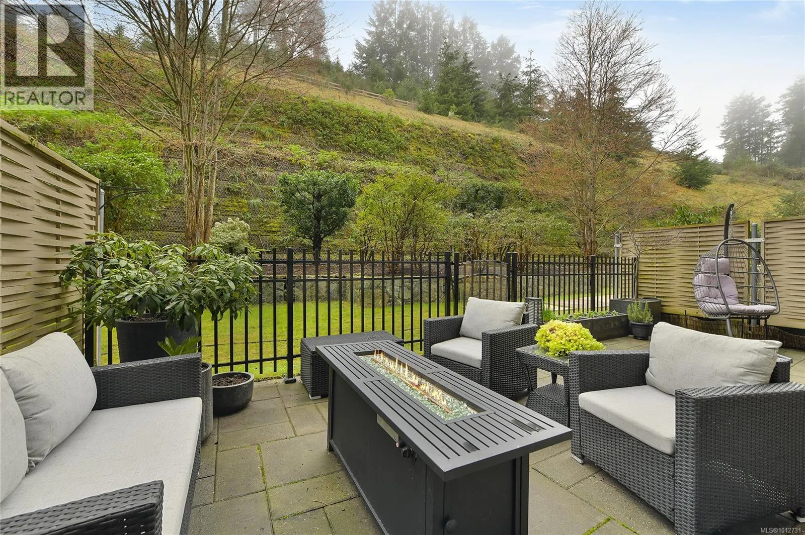 5336 Sayward Hill Cres