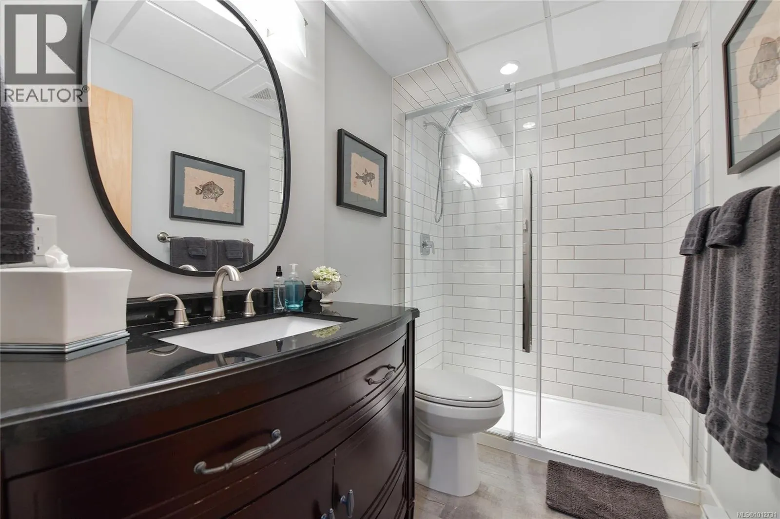 5336 Sayward Hill Cres