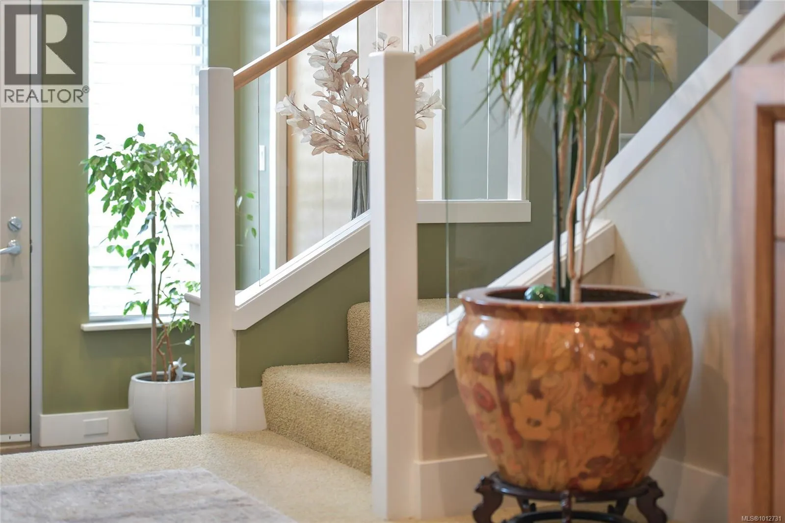 5336 Sayward Hill Cres