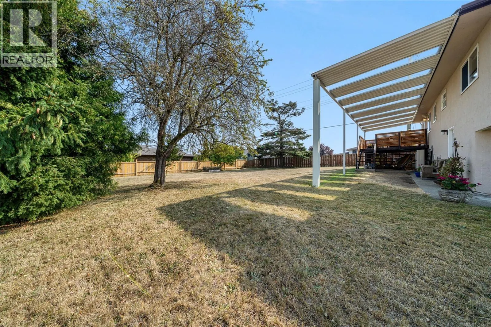 4309 Savoy Pl