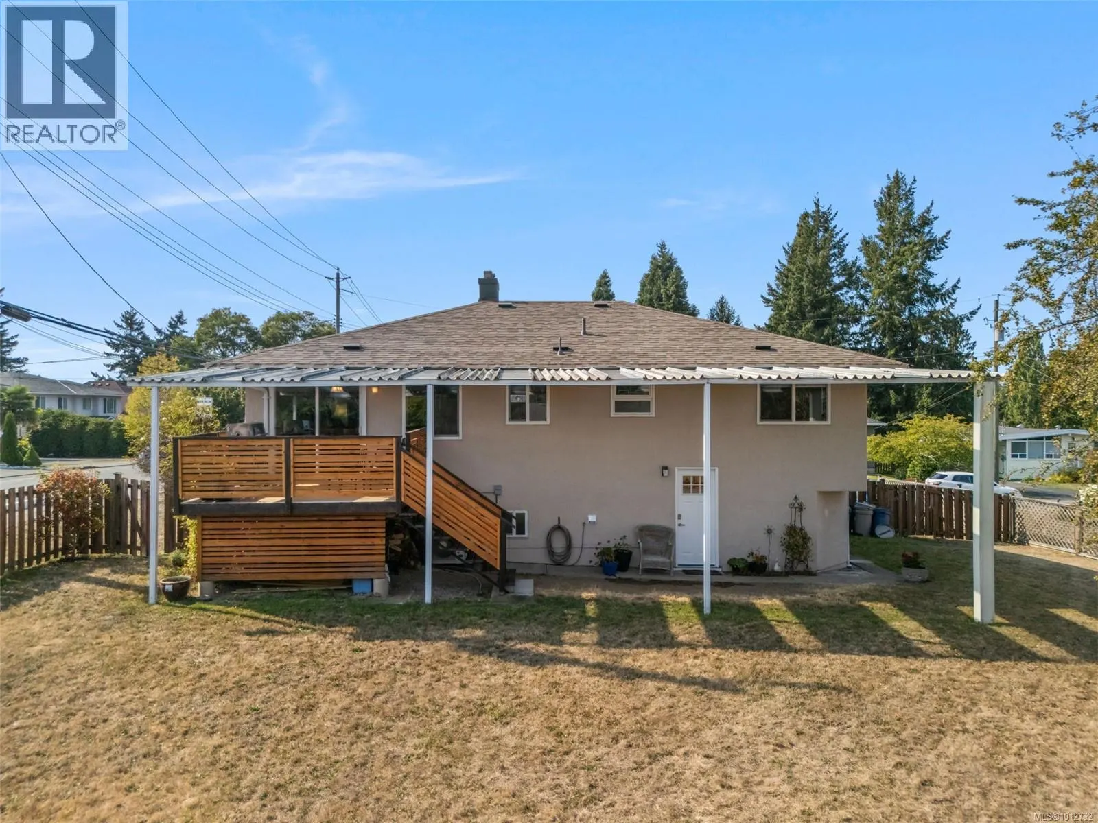 4309 Savoy Pl