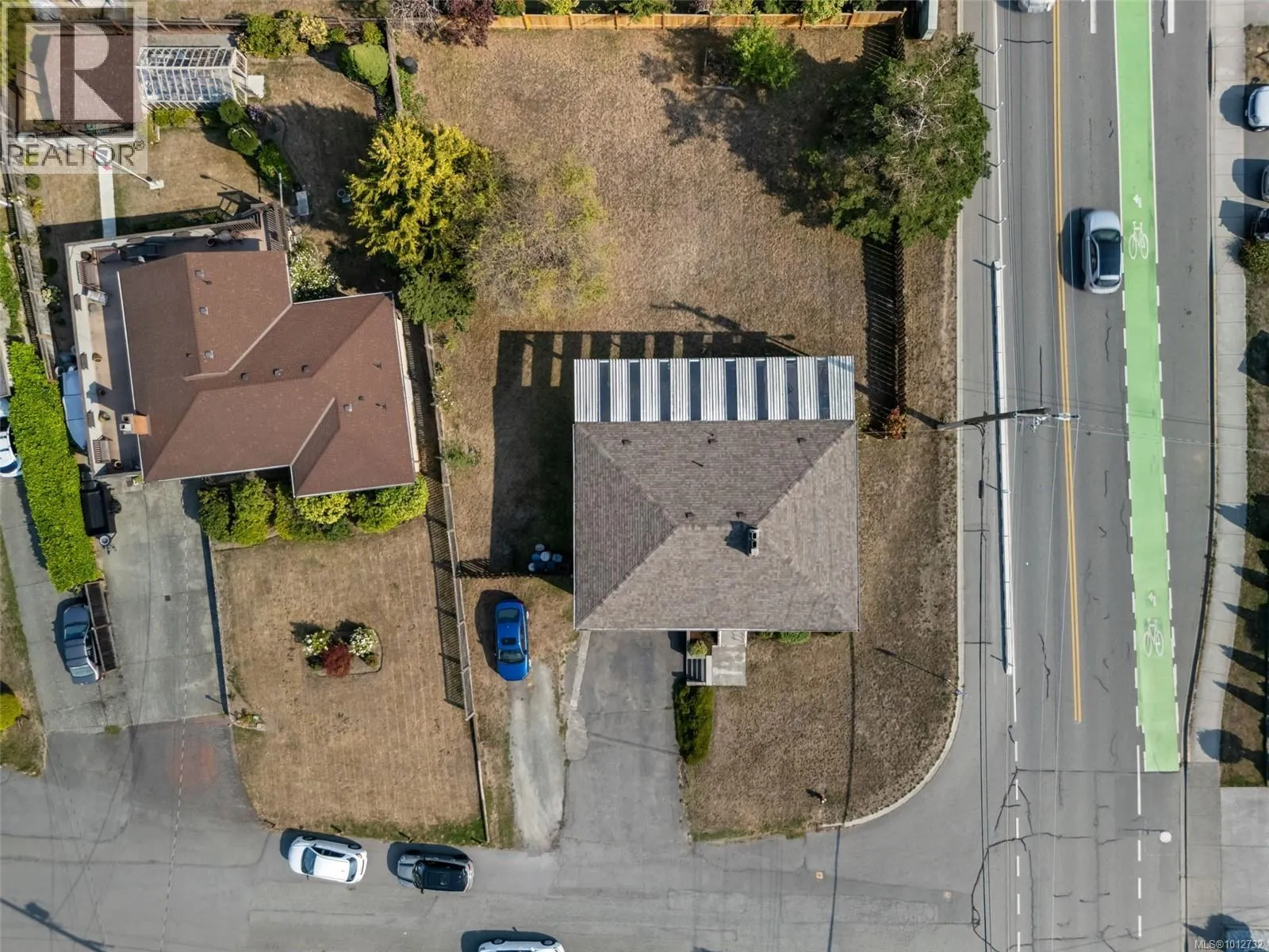 4309 Savoy Pl