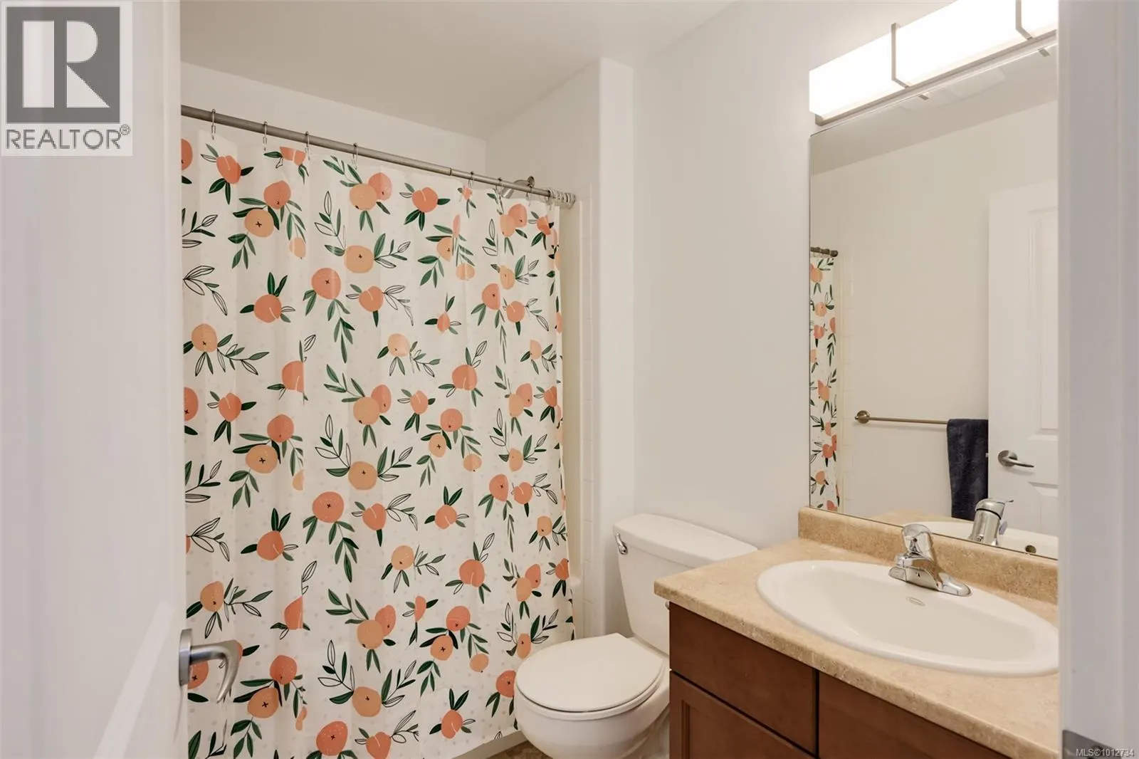 2 1405 Mallek Cres