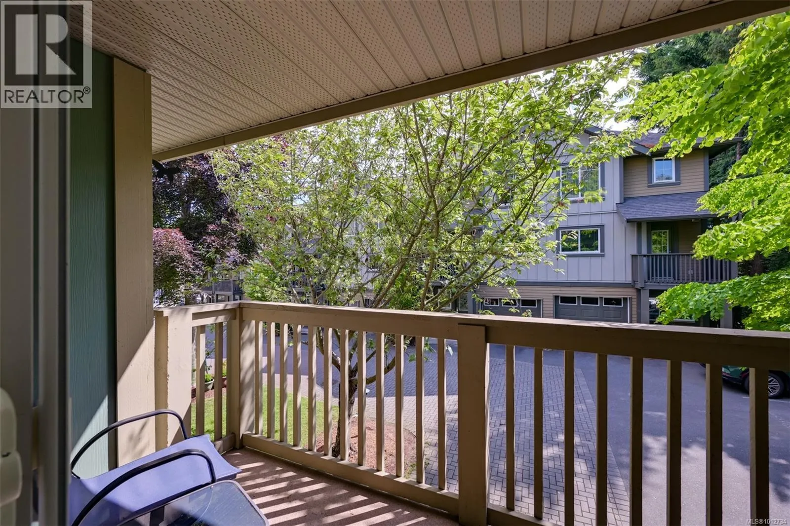 2 1405 Mallek Cres