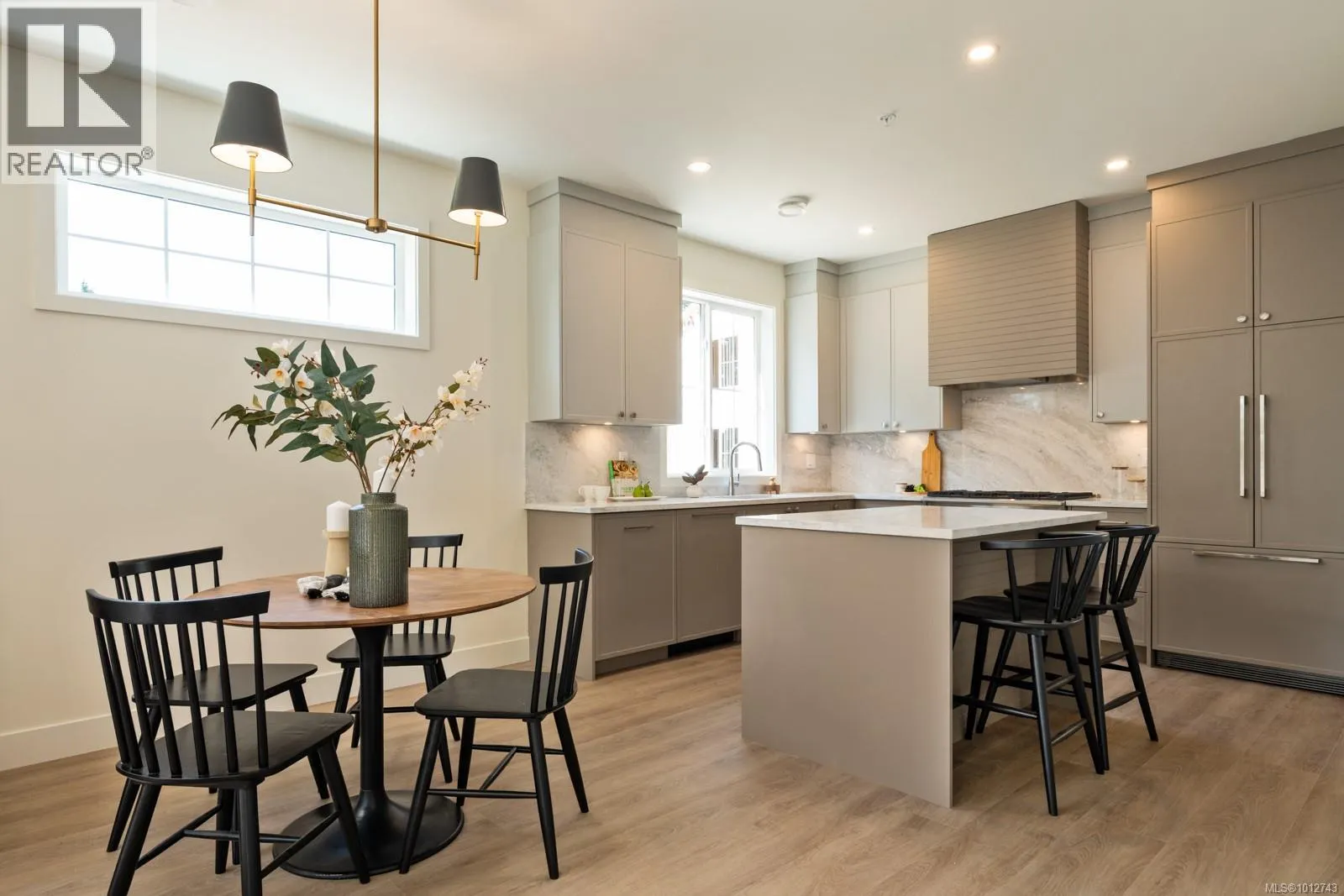 17 2770 Vantilburg Cres