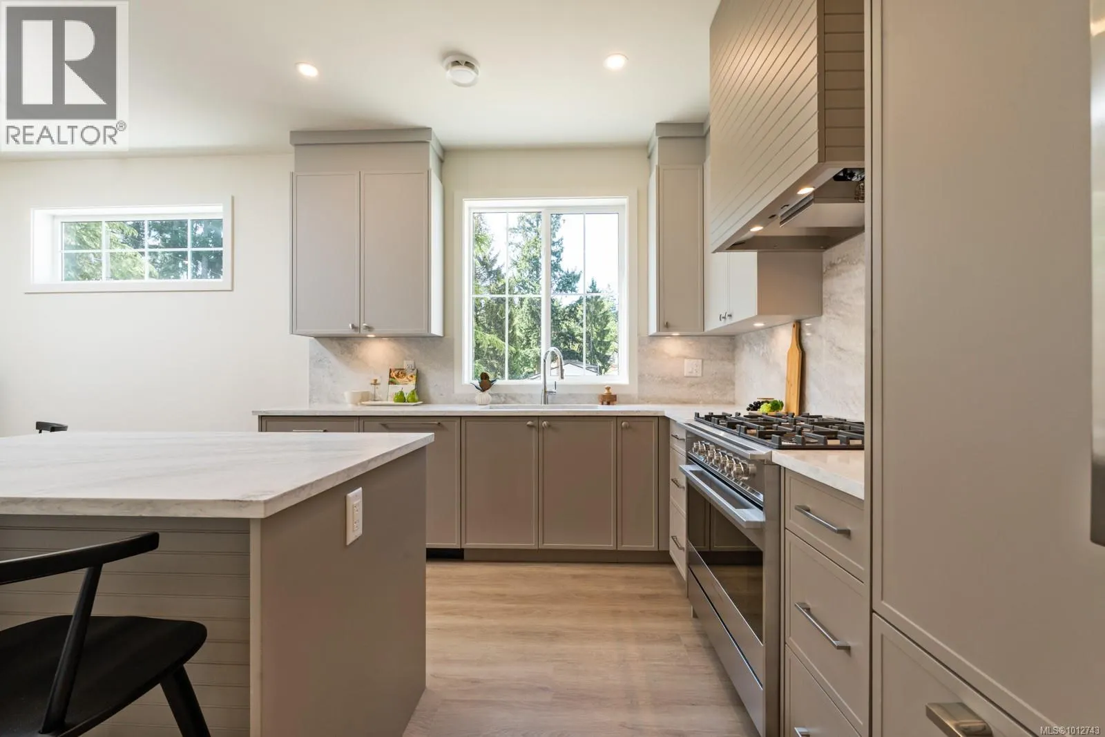 17 2770 Vantilburg Cres