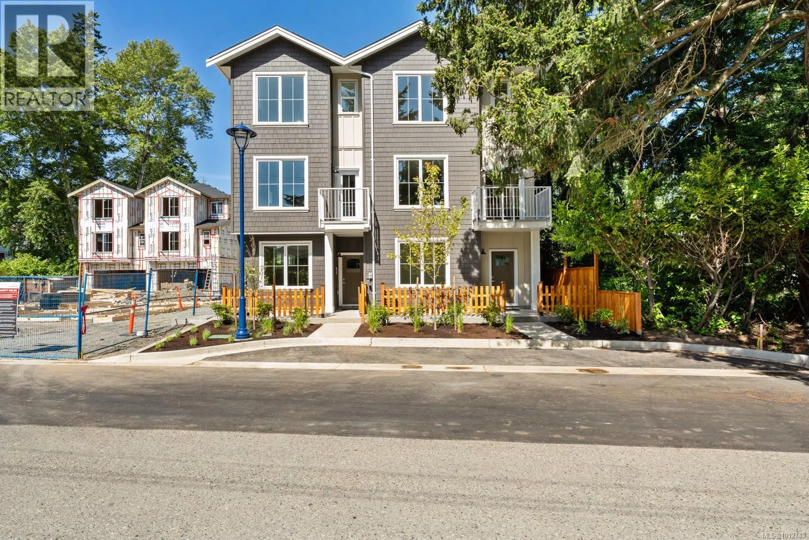 17 2770 Vantilburg Cres