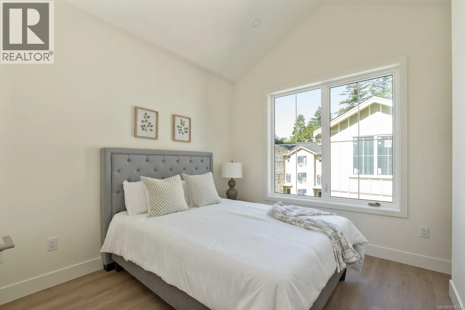 17 2770 Vantilburg Cres