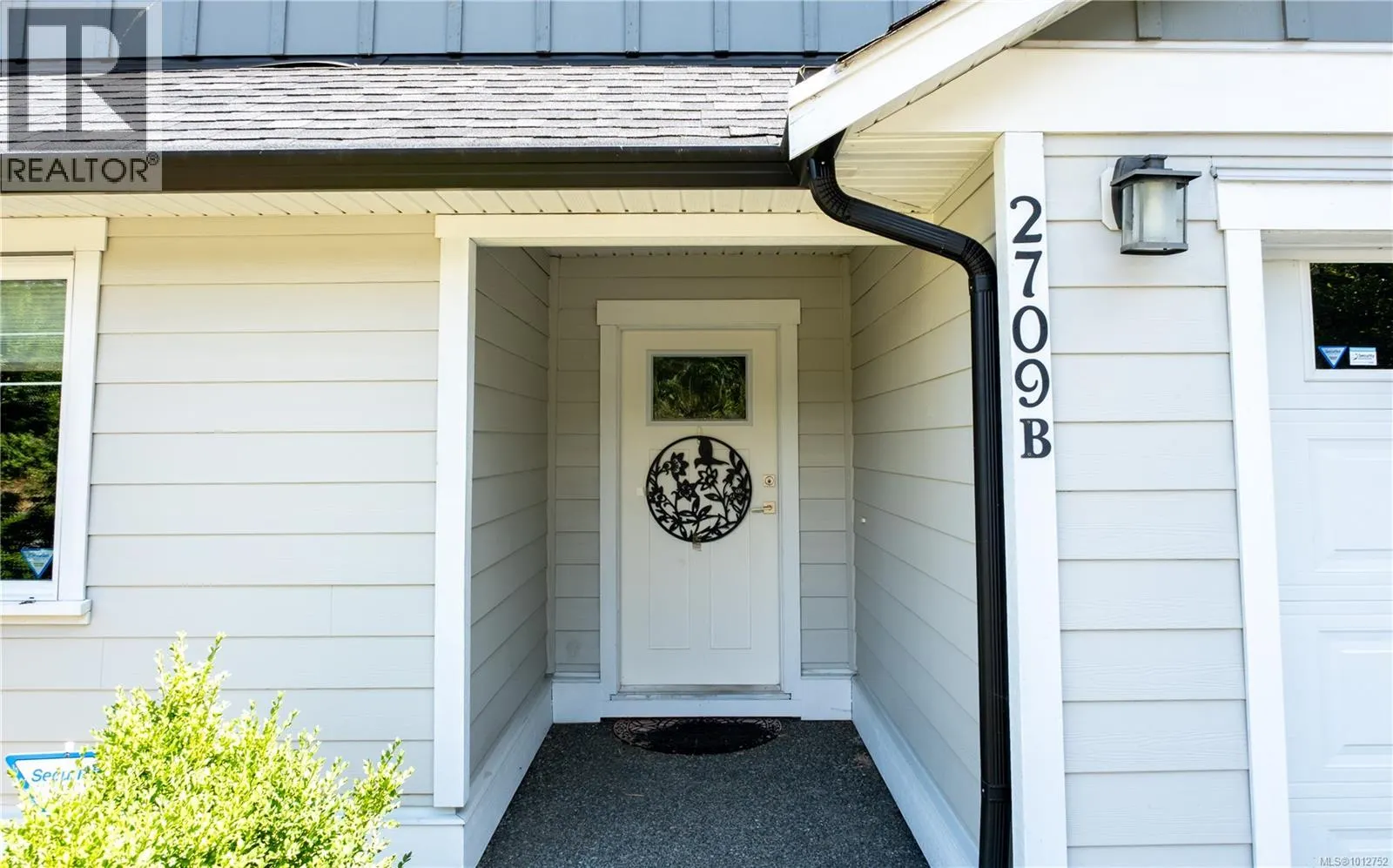 B 2709 Bickle St