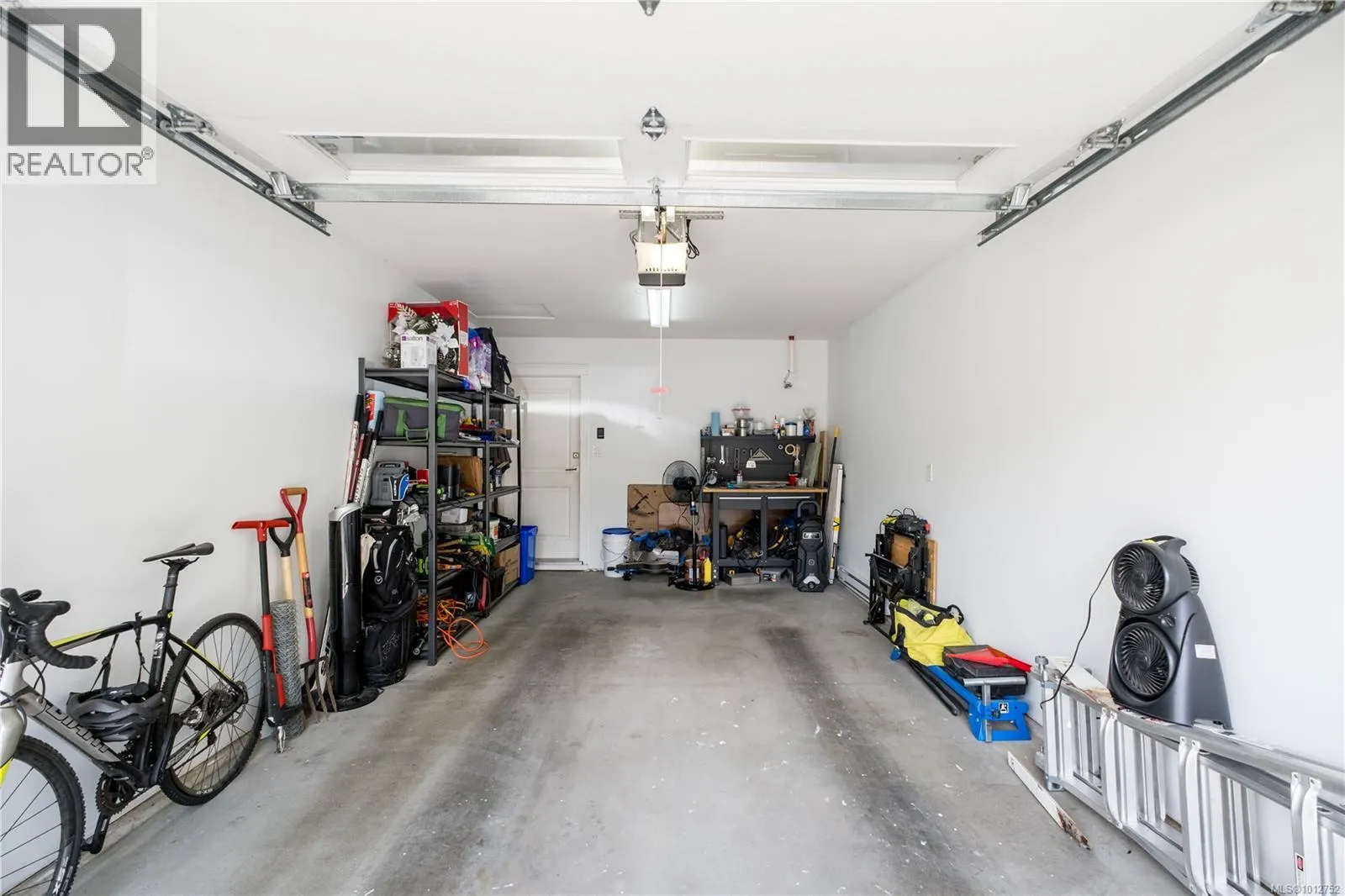 B 2709 Bickle St