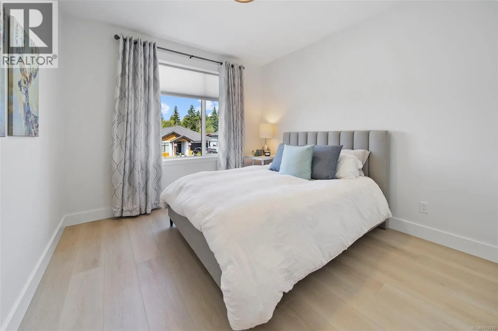 3204 Fernwood Lane