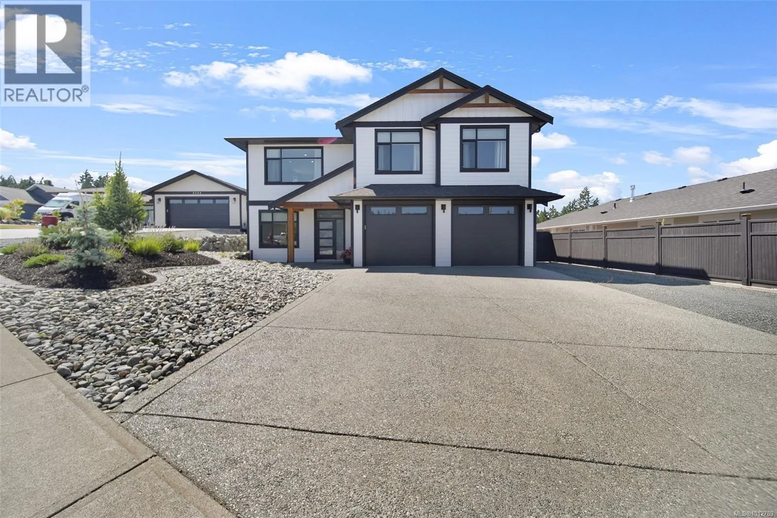 3204 Fernwood Lane
