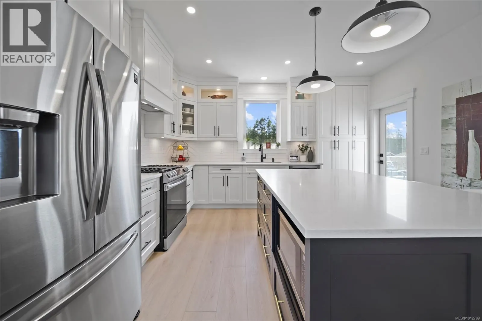 3204 Fernwood Lane